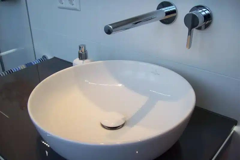 Kleines Bad, platzsparend saniert